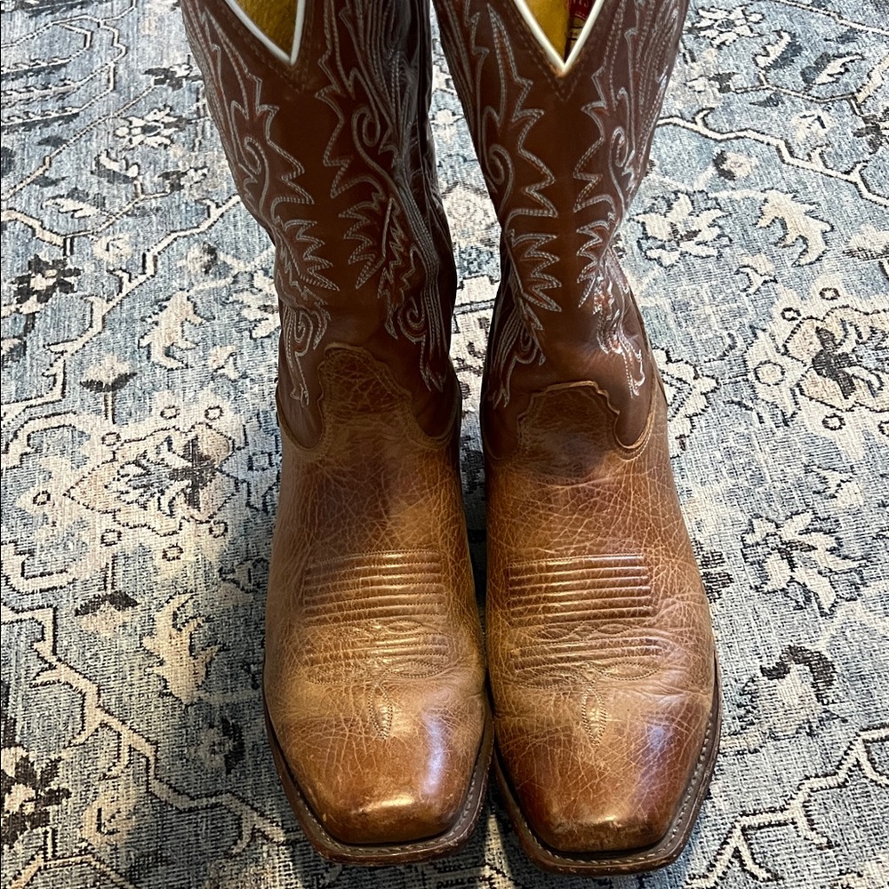 Nocona Boots Brown Leather Cowboy Boots - Picture 2 of 13